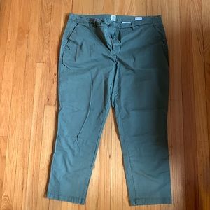 Green khaki pant
